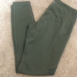 Mid rise active leggings